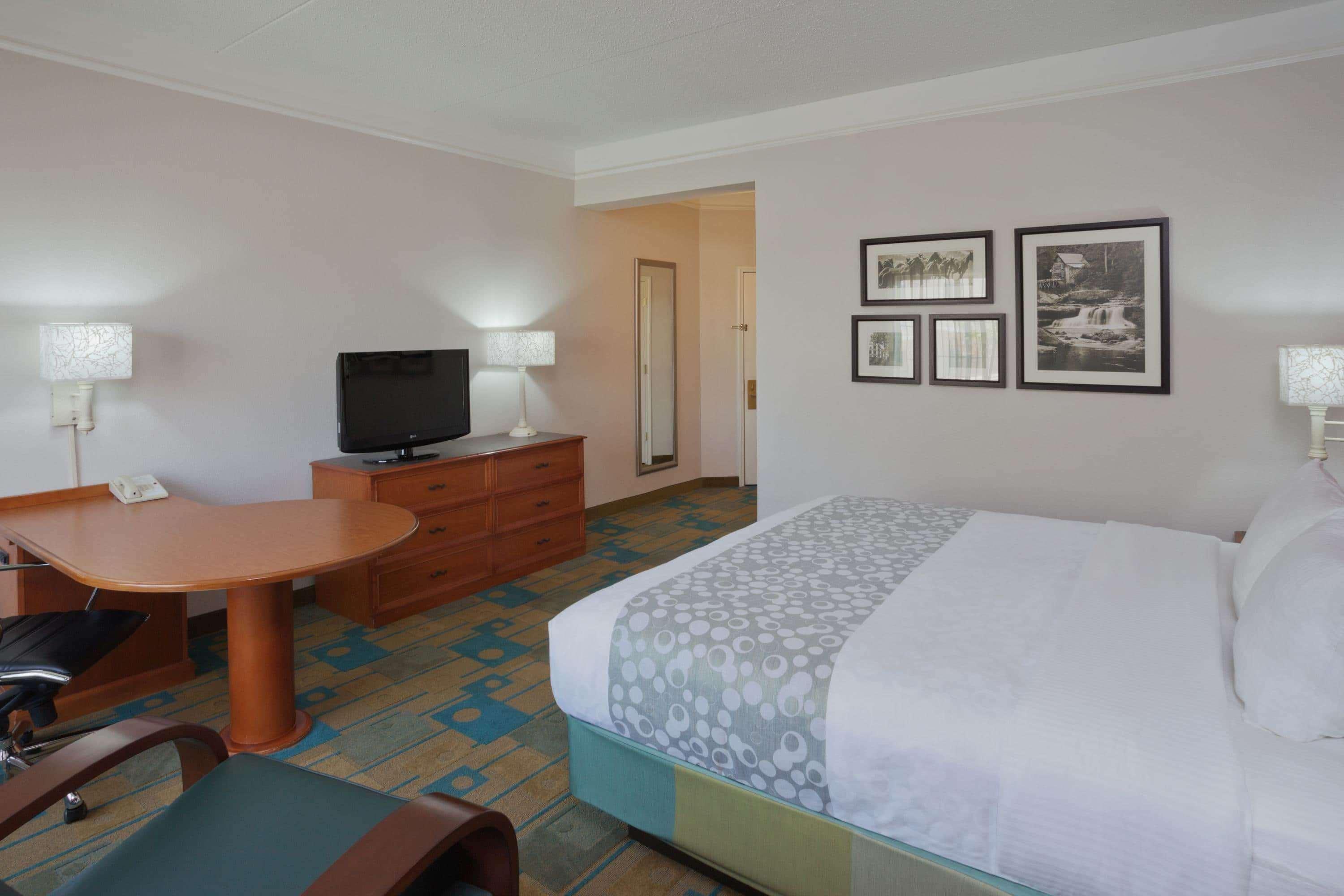La Quinta By Wyndham Sherman Exterior photo