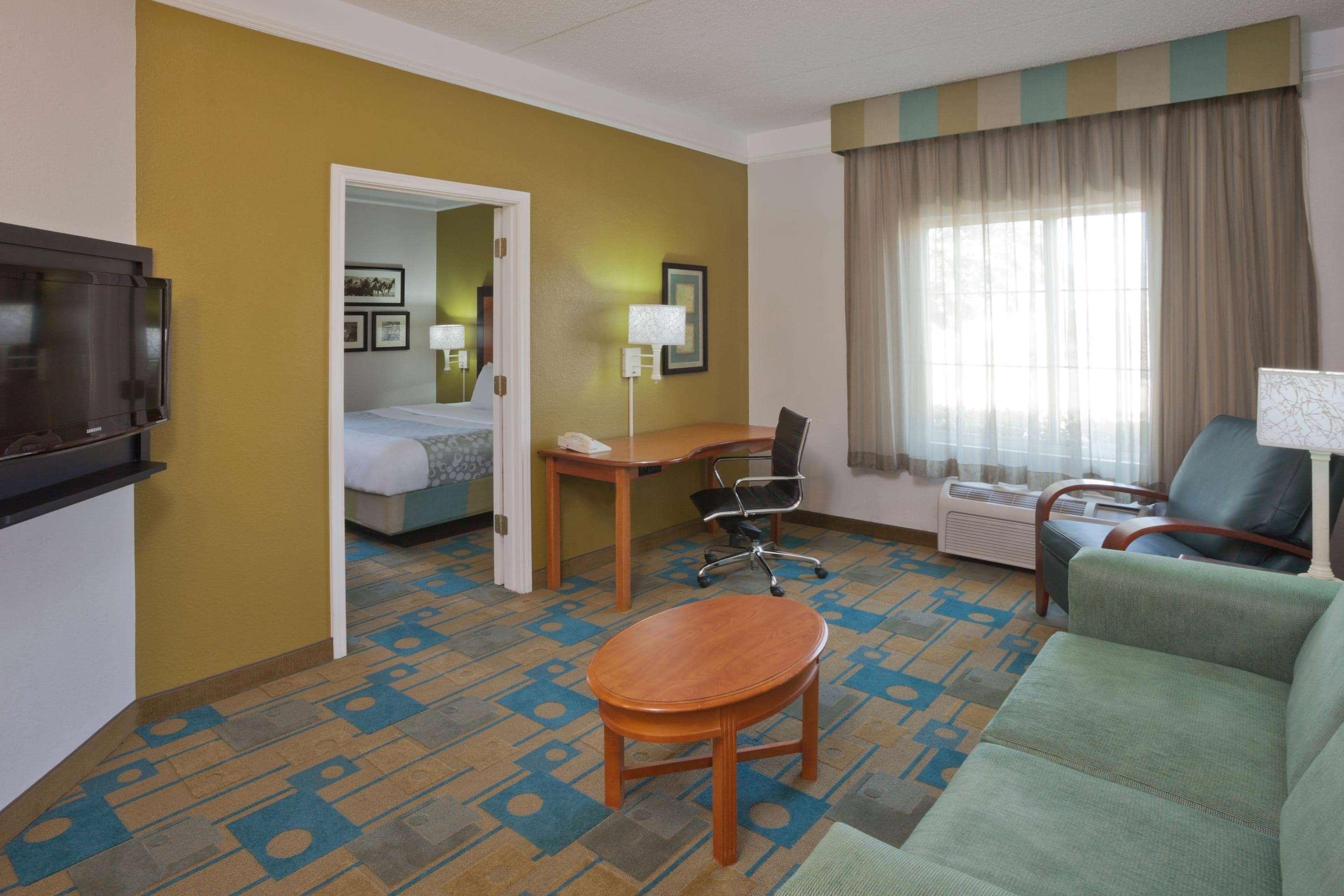 La Quinta By Wyndham Sherman Exterior photo