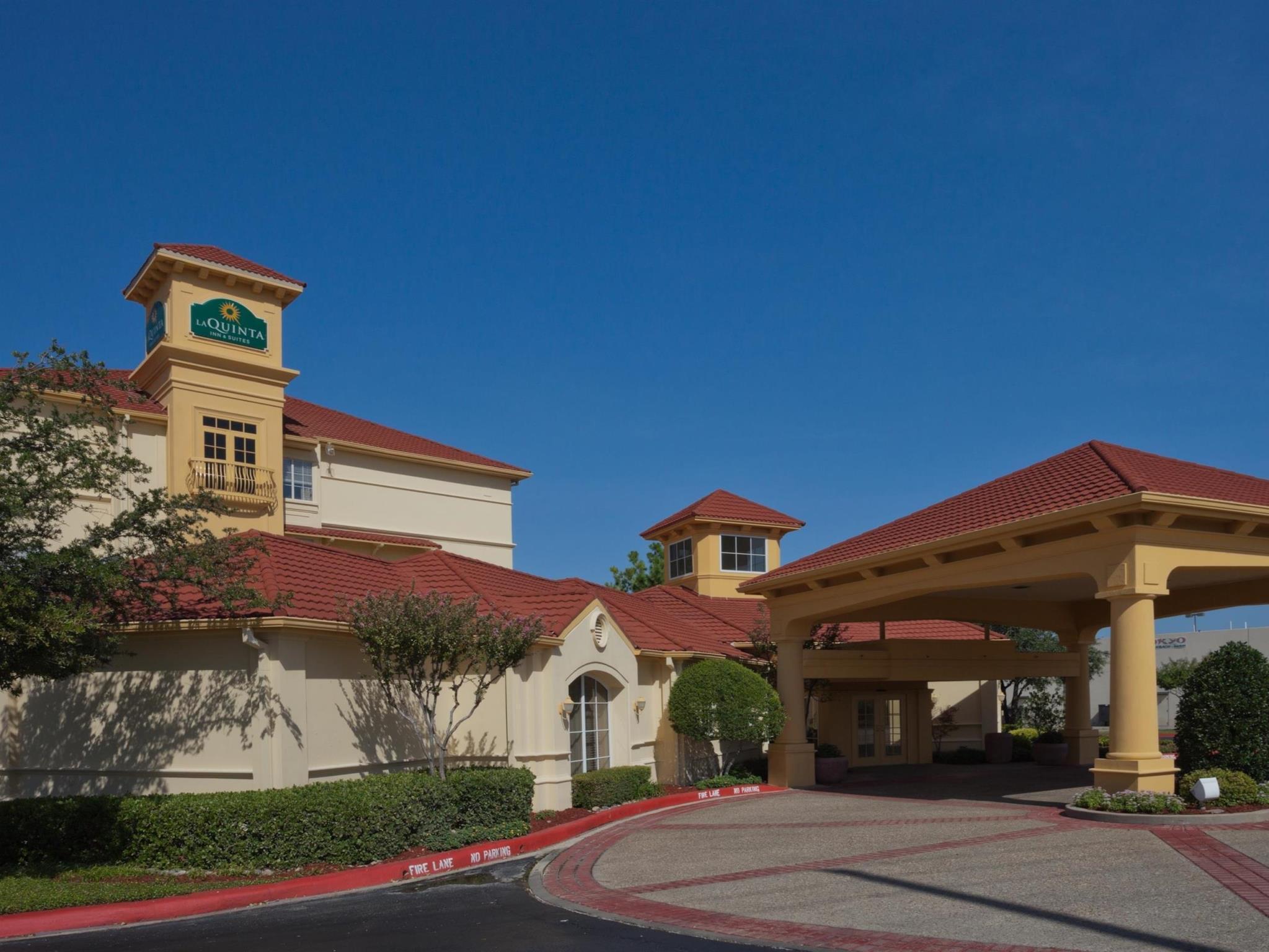 La Quinta By Wyndham Sherman Hotel Exterior photo