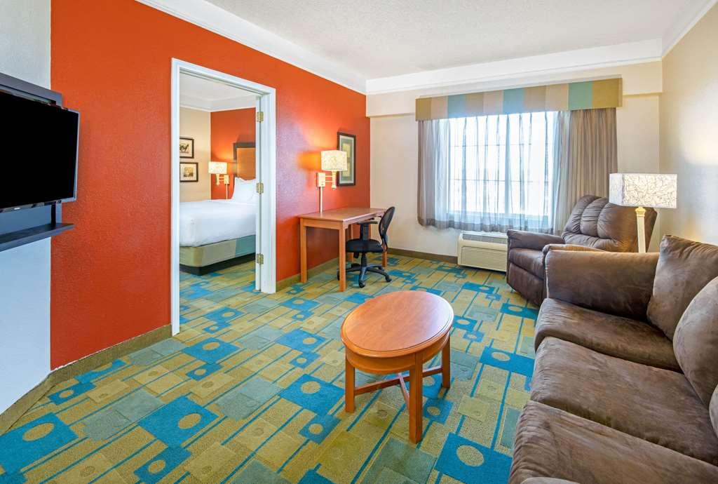 La Quinta By Wyndham Sherman Room photo