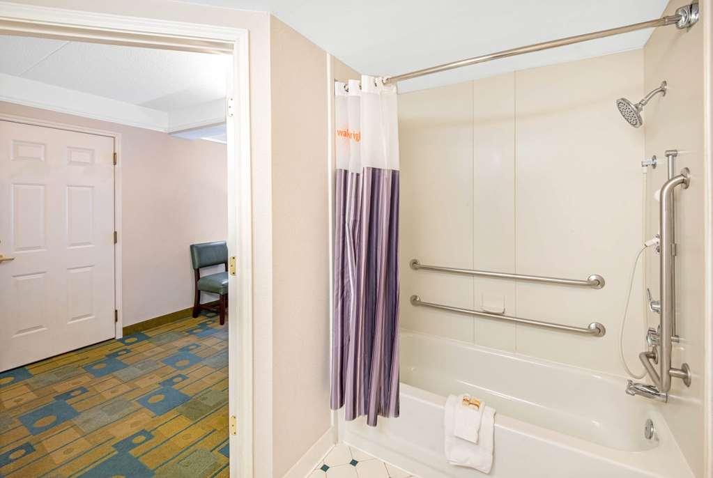La Quinta By Wyndham Sherman Room photo